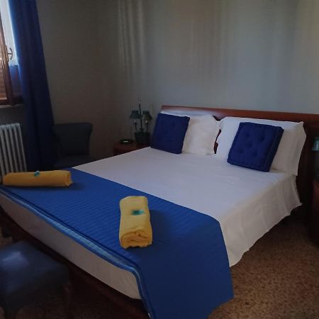 Debora Maison B&B Colombare Di Sirmione Екстер'єр фото