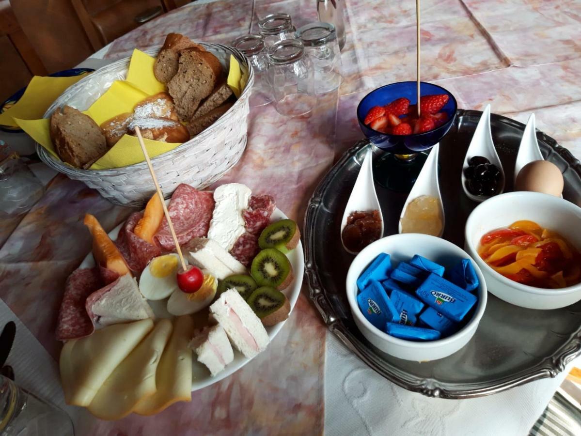 Debora Maison B&B Colombare Di Sirmione Екстер'єр фото